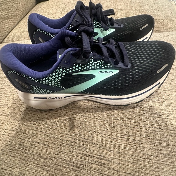 Brooks Shoes - Women’s Brooks Ghost 14 Running Sneakers